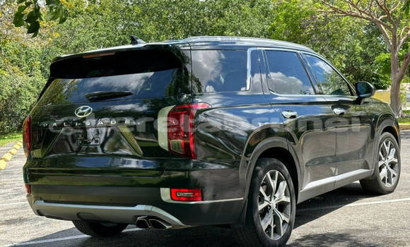 Buy Used Hyundai XG Black Car in Bandar Seri Begawan in Brunei-Muara Buy Used Hyundai XG Black Car in Bandar Seri Begawan in Brunei-Muara