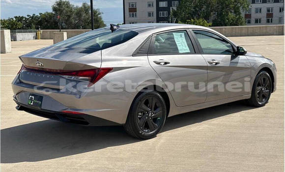Buy Used Hyundai Elantra Other Car in Bandar Seri Begawan in Brunei-Muara Buy Used Hyundai Elantra Other Car in Bandar Seri Begawan in Brunei-Muara