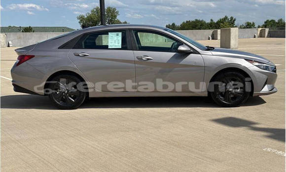 Buy Used Hyundai Elantra Other Car in Bandar Seri Begawan in Brunei-Muara Buy Used Hyundai Elantra Other Car in Bandar Seri Begawan in Brunei-Muara