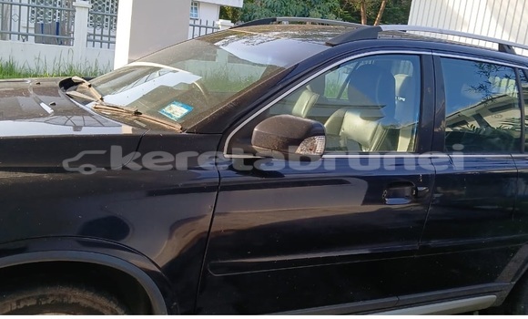 Buy Used Volvo XC90 Blue Car in Bandar Seri Begawan in Brunei-Muara