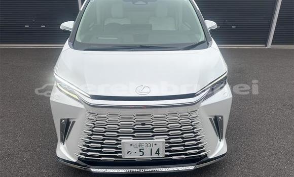 Buy Used Lexus LC White Car in Bandar Seri Begawan in Brunei-Muara Buy Used Lexus LC White Car in Bandar Seri Begawan in Brunei-Muara