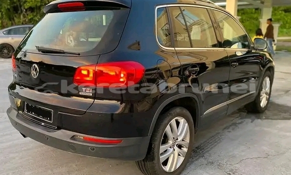 Buy Used Volkswagen Tiguan Black Car in Kuala Belait in Belait Buy Used Volkswagen Tiguan Black Car in Kuala Belait in Belait