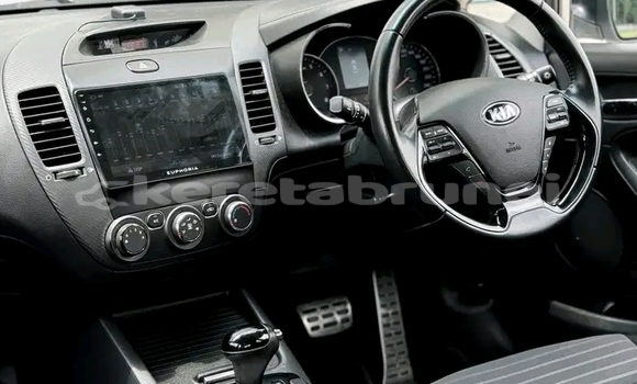 Buy Used Kia Cerato Other Car in Tutong in Tutong Buy Used Kia Cerato Other Car in Tutong in Tutong
