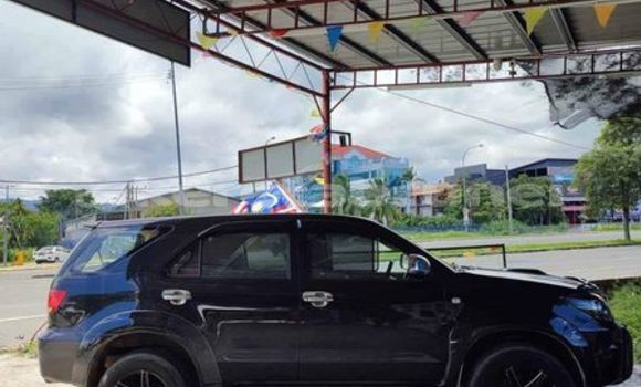 Buy Used Toyota Fortuner Other Car in Bandar Seri Begawan in Brunei-Muara Buy Used Toyota Fortuner Other Car in Bandar Seri Begawan in Brunei-Muara
