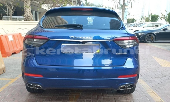 Buy Used Maserati Levante Blue Car in Bandar Seri Begawan in Brunei-Muara Buy Used Maserati Levante Blue Car in Bandar Seri Begawan in Brunei-Muara