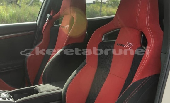 Buy Used Honda Civic White Car in Bandar Seri Begawan in Brunei-Muara Buy Used Honda Civic White Car in Bandar Seri Begawan in Brunei-Muara