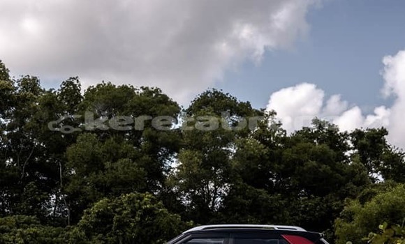 Buy Used Hyundai Verna Red Car in Bandar Seri Begawan in Brunei-Muara Buy Used Hyundai Verna Red Car in Bandar Seri Begawan in Brunei-Muara