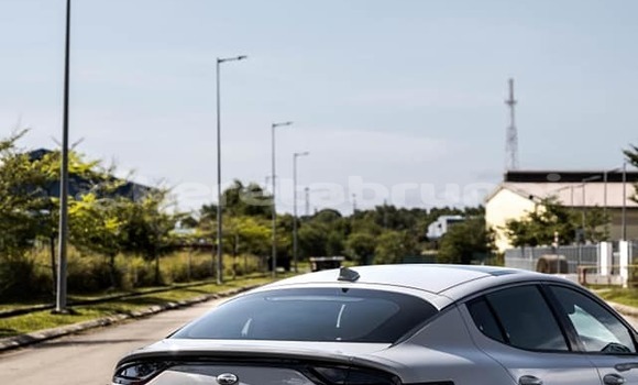 Buy Used Hyundai Starex White Car in Bandar Seri Begawan in Brunei-Muara Buy Used Hyundai Starex White Car in Bandar Seri Begawan in Brunei-Muara