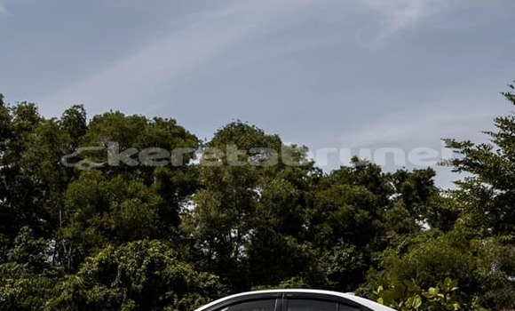 Buy Used Toyota Vios White Car in Bandar Seri Begawan in Brunei-Muara Buy Used Toyota Vios White Car in Bandar Seri Begawan in Brunei-Muara