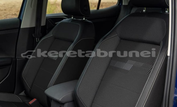 Buy Used Volkswagen T-Roc Blue Car in Bandar Seri Begawan in Brunei-Muara Buy Used Volkswagen T-Roc Blue Car in Bandar Seri Begawan in Brunei-Muara