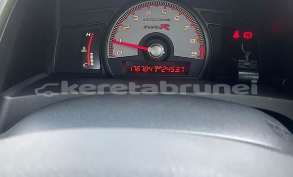 Buy Used Honda Civic White Car in Bandar Seri Begawan in Brunei-Muara Buy Used Honda Civic White Car in Bandar Seri Begawan in Brunei-Muara