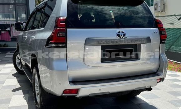Buy Used Toyota Prado Other Car in Bandar Seri Begawan in Brunei-Muara Buy Used Toyota Prado Other Car in Bandar Seri Begawan in Brunei-Muara