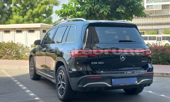 Buy Used Mercedes-Benz E200 Black Car in Bandar Seri Begawan in Brunei-Muara Buy Used Mercedes-Benz E200 Black Car in Bandar Seri Begawan in Brunei-Muara