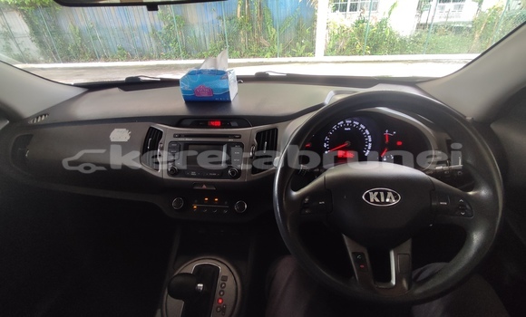 Buy Used Kia Sportage Other Car in Bandar Seri Begawan in Brunei-Muara Buy Used Kia Sportage Other Car in Bandar Seri Begawan in Brunei-Muara