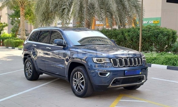 Buy Used Jeep Grand Cherokee Blue Car in Bandar Seri Begawan in Brunei-Muara Buy Used Jeep Grand Cherokee Blue Car in Bandar Seri Begawan in Brunei-Muara