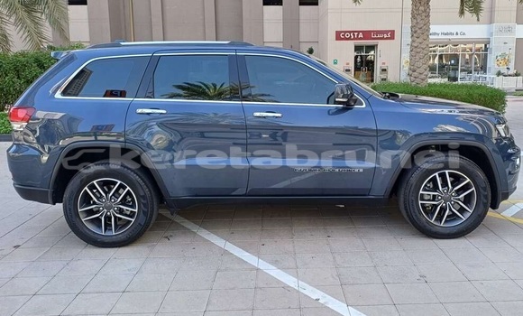 Buy Used Jeep Grand Cherokee Blue Car in Bandar Seri Begawan in Brunei-Muara Buy Used Jeep Grand Cherokee Blue Car in Bandar Seri Begawan in Brunei-Muara