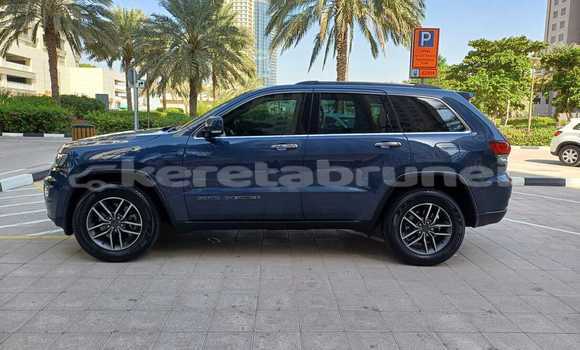 Buy Used Jeep Grand Cherokee Blue Car in Bandar Seri Begawan in Brunei-Muara Buy Used Jeep Grand Cherokee Blue Car in Bandar Seri Begawan in Brunei-Muara