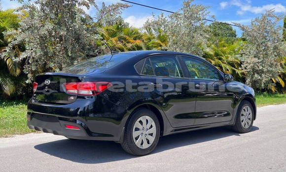 Buy Used Kia Rio Black Car in Bandar Seri Begawan in Brunei-Muara Buy Used Kia Rio Black Car in Bandar Seri Begawan in Brunei-Muara