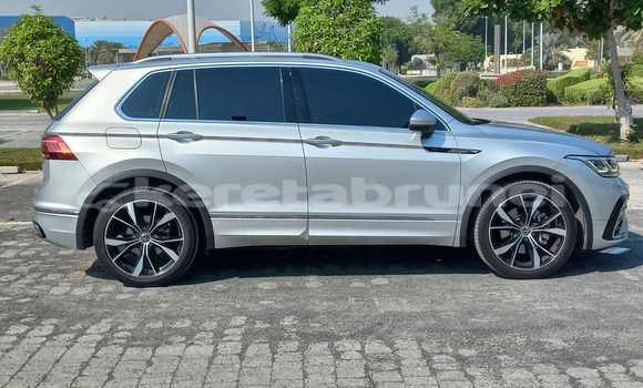 Buy Used Volkswagen Tiguan Silver Car in Bandar Seri Begawan in Brunei-Muara Buy Used Volkswagen Tiguan Silver Car in Bandar Seri Begawan in Brunei-Muara