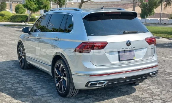 Buy Used Volkswagen Tiguan Silver Car in Bandar Seri Begawan in Brunei-Muara Buy Used Volkswagen Tiguan Silver Car in Bandar Seri Begawan in Brunei-Muara