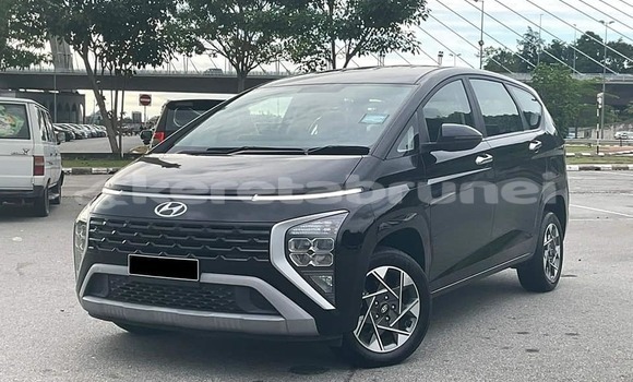Buy Used Hyundai Starex Black Car in Bandar Seri Begawan in Brunei-Muara