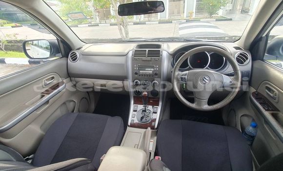 Buy Used Suzuki Grand Vitara White Car in Bandar Seri Begawan in Brunei-Muara Buy Used Suzuki Grand Vitara White Car in Bandar Seri Begawan in Brunei-Muara