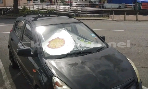 Buy Used Hyundai i20 Black Car in Tutong in Tutong