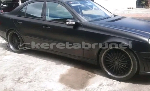 Buy Used Mercedes-Benz 250 Black Car in Bangar in Temburong Buy Used Mercedes-Benz 250 Black Car in Bangar in Temburong