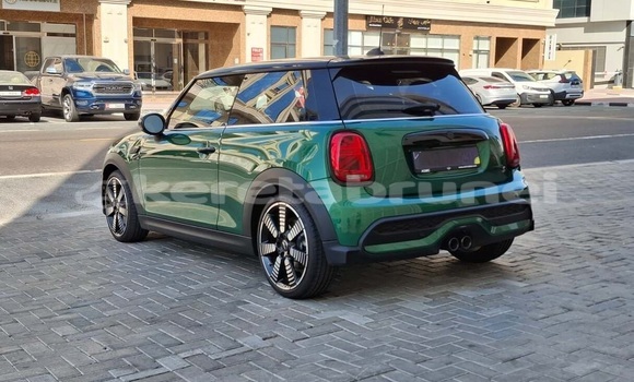 Buy Used MINI Cooper Green Car in Bandar Seri Begawan in Brunei-Muara Buy Used MINI Cooper Green Car in Bandar Seri Begawan in Brunei-Muara