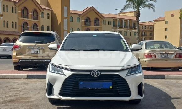 Buy Used Toyota Yaris White Car in Bandar Seri Begawan in Brunei-Muara Buy Used Toyota Yaris White Car in Bandar Seri Begawan in Brunei-Muara