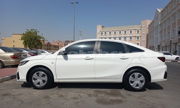 Buy Used Toyota Yaris White Car in Bandar Seri Begawan in Brunei-Muara Buy Used Toyota Yaris White Car in Bandar Seri Begawan in Brunei-Muara