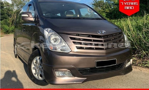 Buy Used Hyundai H1 Other Car in Bandar Seri Begawan in Brunei-Muara Buy Used Hyundai H1 Other Car in Bandar Seri Begawan in Brunei-Muara