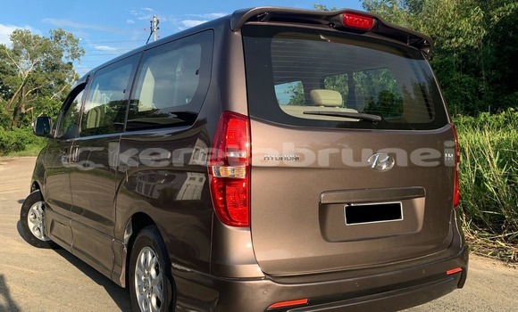 Buy Used Hyundai H1 Other Car in Bandar Seri Begawan in Brunei-Muara Buy Used Hyundai H1 Other Car in Bandar Seri Begawan in Brunei-Muara