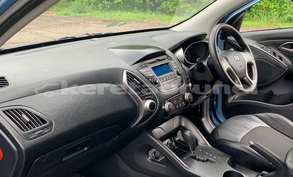 Buy Used Hyundai Tucson Blue Car in Bandar Seri Begawan in Brunei-Muara Buy Used Hyundai Tucson Blue Car in Bandar Seri Begawan in Brunei-Muara