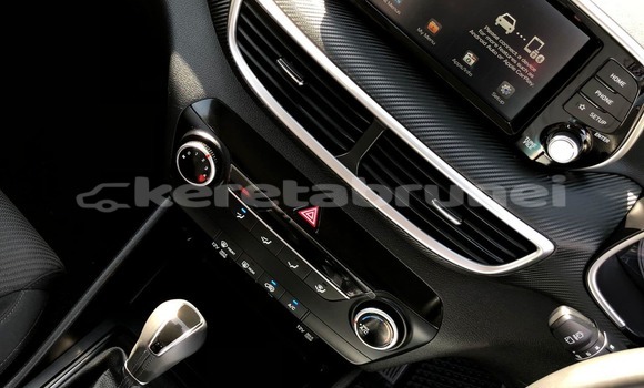 Buy Used Hyundai Tucson White Car in Bandar Seri Begawan in Brunei-Muara Buy Used Hyundai Tucson White Car in Bandar Seri Begawan in Brunei-Muara