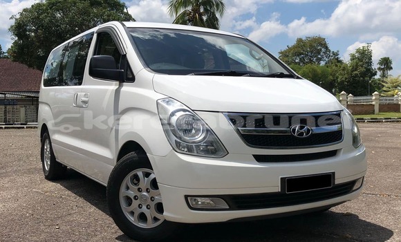 Buy Used Hyundai H1 White Car in Bandar Seri Begawan in Brunei-Muara Buy Used Hyundai H1 White Car in Bandar Seri Begawan in Brunei-Muara