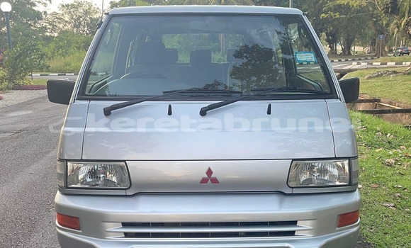 Buy Used Mitsubishi Starion Other Car in Bandar Seri Begawan in Brunei-Muara Buy Used Mitsubishi Starion Other Car in Bandar Seri Begawan in Brunei-Muara