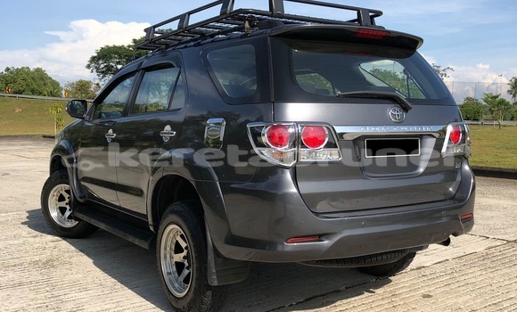 Buy Used Toyota Fortuner Other Car in Bandar Seri Begawan in Brunei-Muara Buy Used Toyota Fortuner Other Car in Bandar Seri Begawan in Brunei-Muara