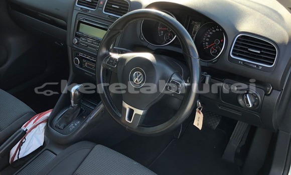 Buy Used Lexus ES Red Car in Bandar Seri Begawan in Brunei-Muara Buy Used Lexus ES Red Car in Bandar Seri Begawan in Brunei-Muara