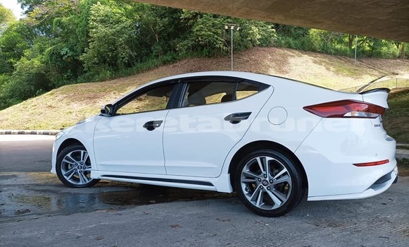 Buy Used Hyundai Elantra Other Car in Bandar Seri Begawan in Brunei-Muara Buy Used Hyundai Elantra Other Car in Bandar Seri Begawan in Brunei-Muara