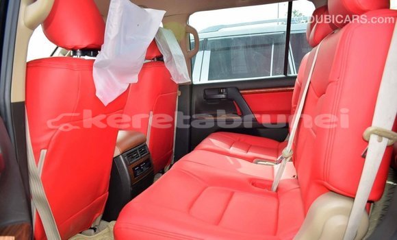 Buy Import Toyota Land Cruiser Black Car in Import - Dubai in Belait Buy Import Toyota Land Cruiser Black Car in Import - Dubai in Belait
