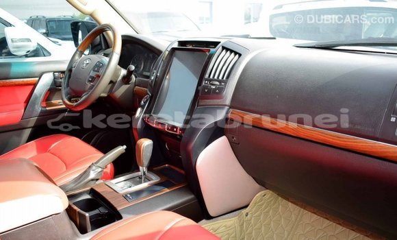 Buy Import Toyota Land Cruiser Black Car in Import - Dubai in Belait Buy Import Toyota Land Cruiser Black Car in Import - Dubai in Belait
