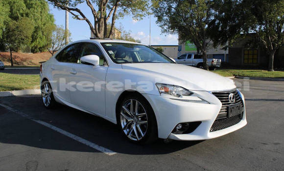 Buy Used Lexus IS White Car in Bandar Seri Begawan in Brunei-Muara Buy Used Lexus IS White Car in Bandar Seri Begawan in Brunei-Muara