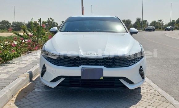 Buy Used Kia K5 White Car in Bandar Seri Begawan in Brunei-Muara Buy Used Kia K5 White Car in Bandar Seri Begawan in Brunei-Muara