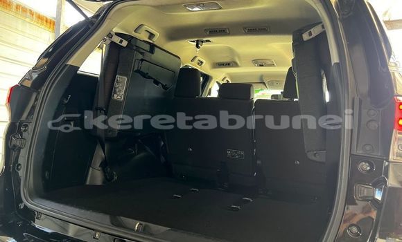 Buy Used Toyota Fortuner Black Car in Bandar Seri Begawan in Brunei-Muara Buy Used Toyota Fortuner Black Car in Bandar Seri Begawan in Brunei-Muara