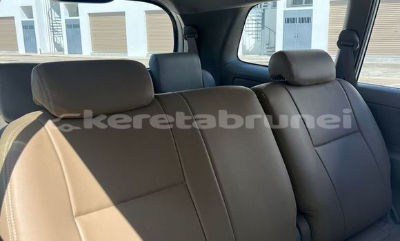 Buy Used Toyota innova White Car in Bandar Seri Begawan in Brunei-Muara Buy Used Toyota innova White Car in Bandar Seri Begawan in Brunei-Muara