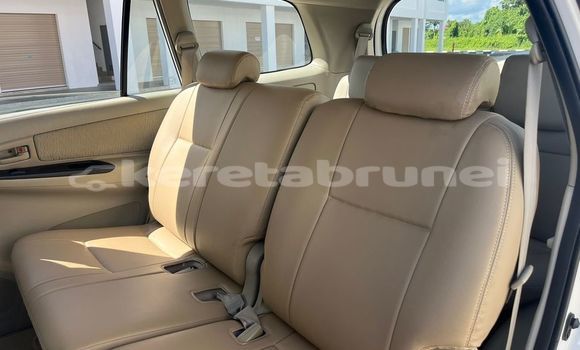 Buy Used Toyota innova White Car in Bandar Seri Begawan in Brunei-Muara Buy Used Toyota innova White Car in Bandar Seri Begawan in Brunei-Muara