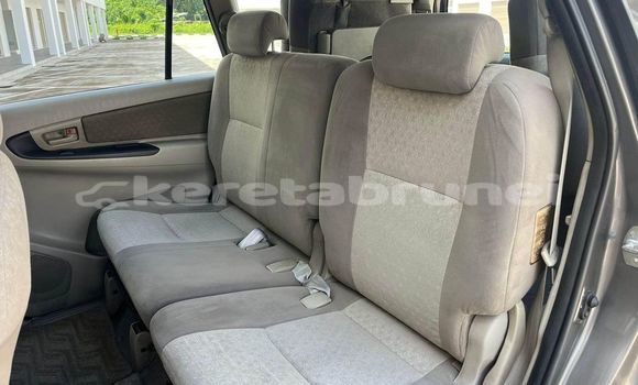 Buy Used Toyota innova Other Car in Bandar Seri Begawan in Brunei-Muara Buy Used Toyota innova Other Car in Bandar Seri Begawan in Brunei-Muara