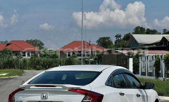 Buy Used Honda Civic White Car in Bandar Seri Begawan in Brunei-Muara Buy Used Honda Civic White Car in Bandar Seri Begawan in Brunei-Muara