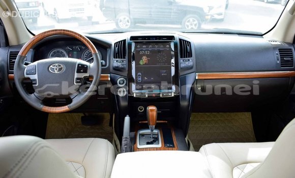 Buy Import Toyota Land Cruiser Other Car in Import - Dubai in Belait Buy Import Toyota Land Cruiser Other Car in Import - Dubai in Belait